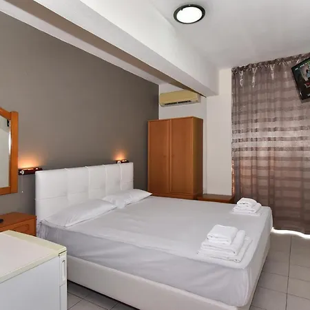 El Greco Beach Hotel 2*
