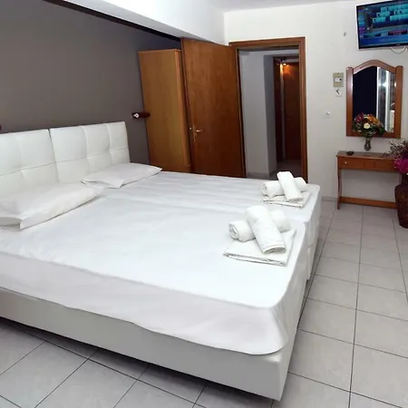 Hotel El Greco Beach 2*